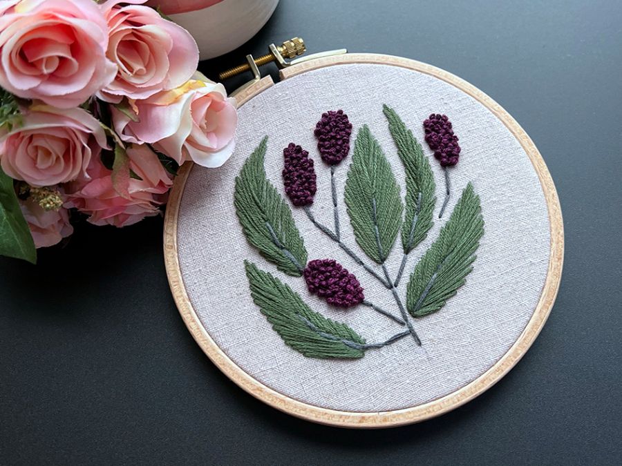 [Free Pattern] Purple Berries